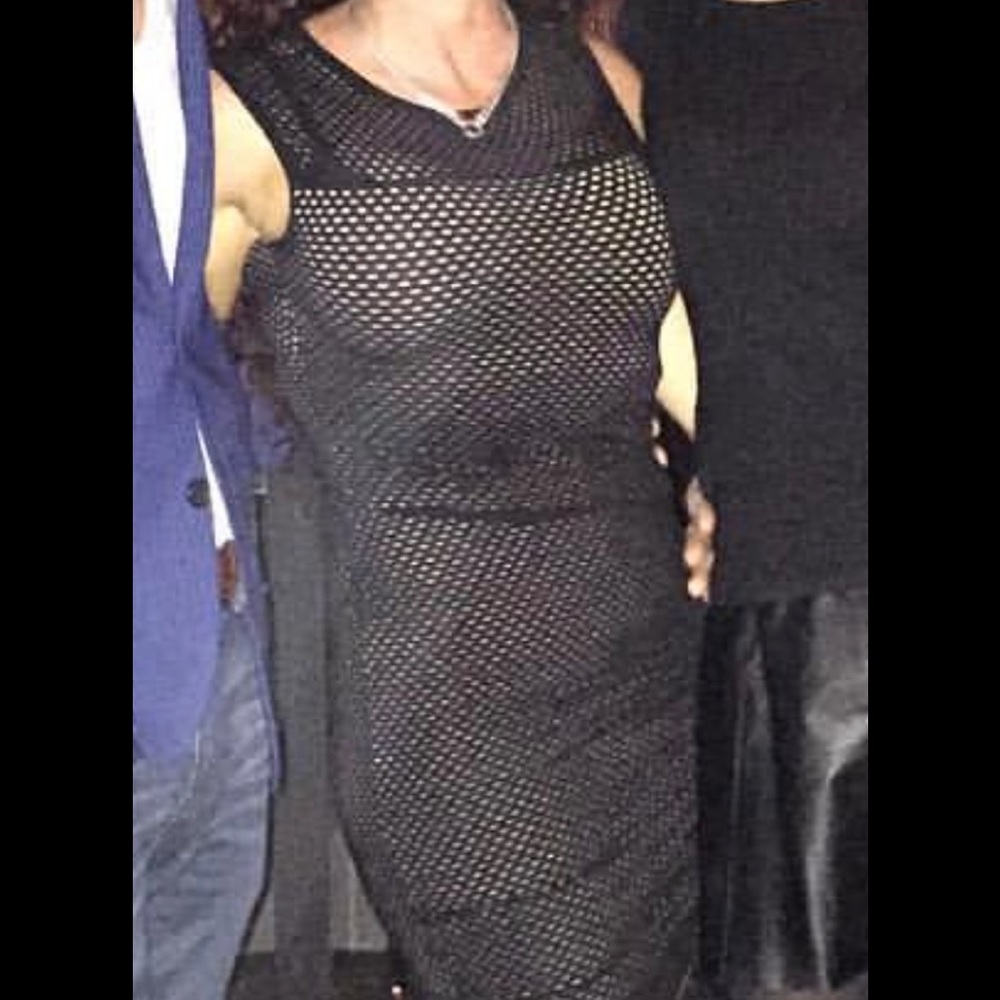 BCBG stretch dress zipper on size